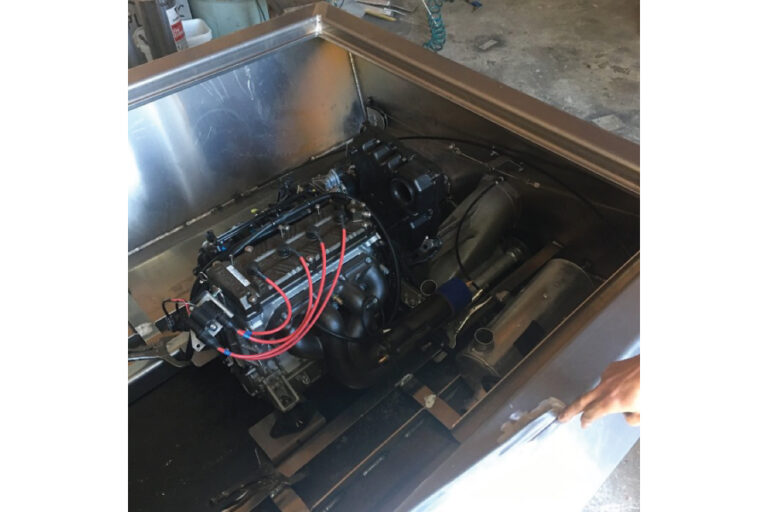 11-engine-Wattscraft-Mini-Jet-Boat-NZ-Jet-Boat-NZ-Kit-Set-Boat-Hull-Kit-NZ-Aluminum-Jet-Boat-Mini-Aluminum-jet-boat-Easy-Jet-Jet-Hull