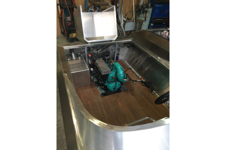 4-engine-Wattscraft-Mini-Jet-Boat-NZ-Jet-Boat-NZ-Kit-Set-Boat-Hull-Kit-NZ-Aluminum-Jet-Boat-Mini-Aluminum-jet-boat-Easy-Jet-Jet-Hull