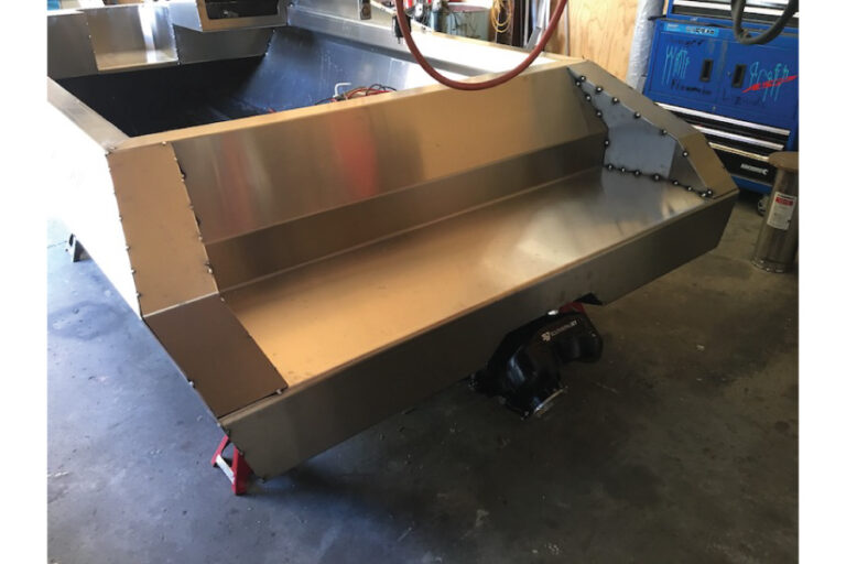 4-rear-step-Wattscraft-Mini-Jet-Boat-NZ-Jet-Boat-NZ-Kit-Set-Boat-Hull-Kit-NZ-Aluminum-Jet-Boat-Mini-Aluminum-jet-boat-Easy-Jet-Jet-Hull