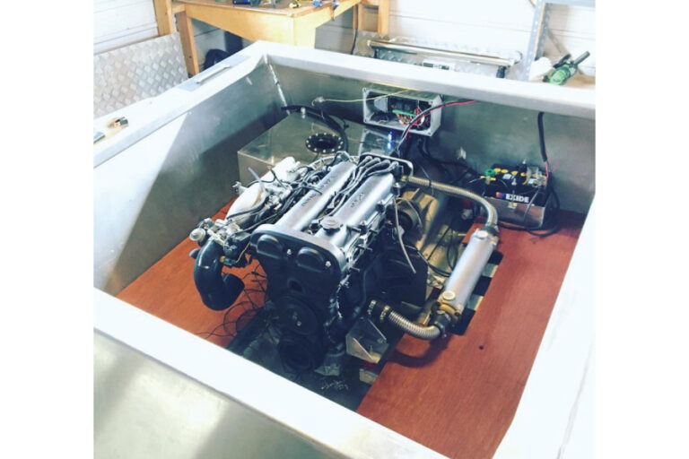 6-engine-Wattscraft-Mini-Jet-Boat-NZ-Jet-Boat-NZ-Kit-Set-Boat-Hull-Kit-NZ-Aluminum-Jet-Boat-Mini-Aluminum-jet-boat-Easy-Jet-Jet-Hull